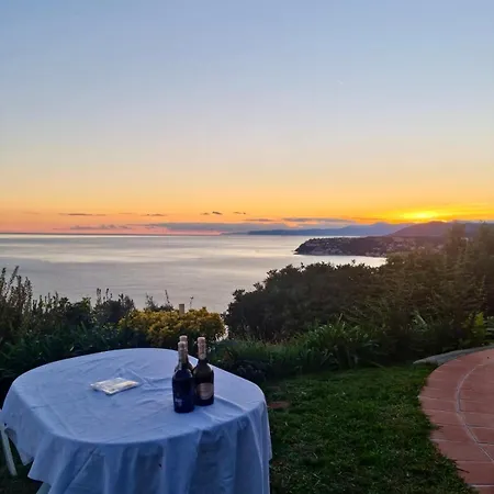 Mare Con Piscina Villa Vesima