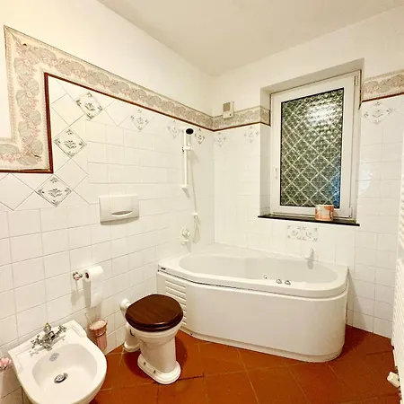 Mare Con Piscina * Vesima