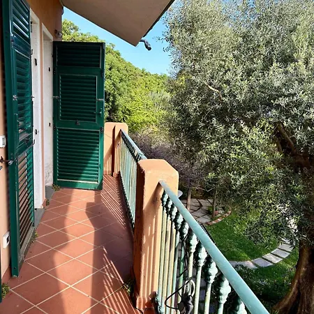 Villa Mare Con Piscina Vesima