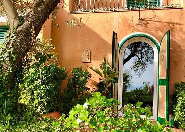 Villa Mare Con Piscina Vesima