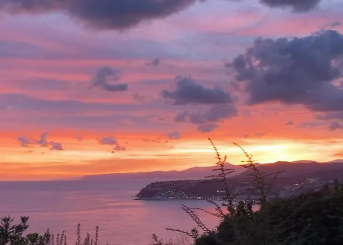 Mare Con Piscina Villa *