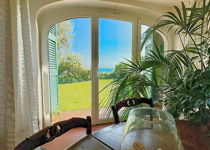 Mare Con Piscina Vesima