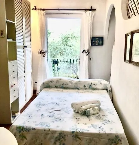 Mare Con Piscina Vesima